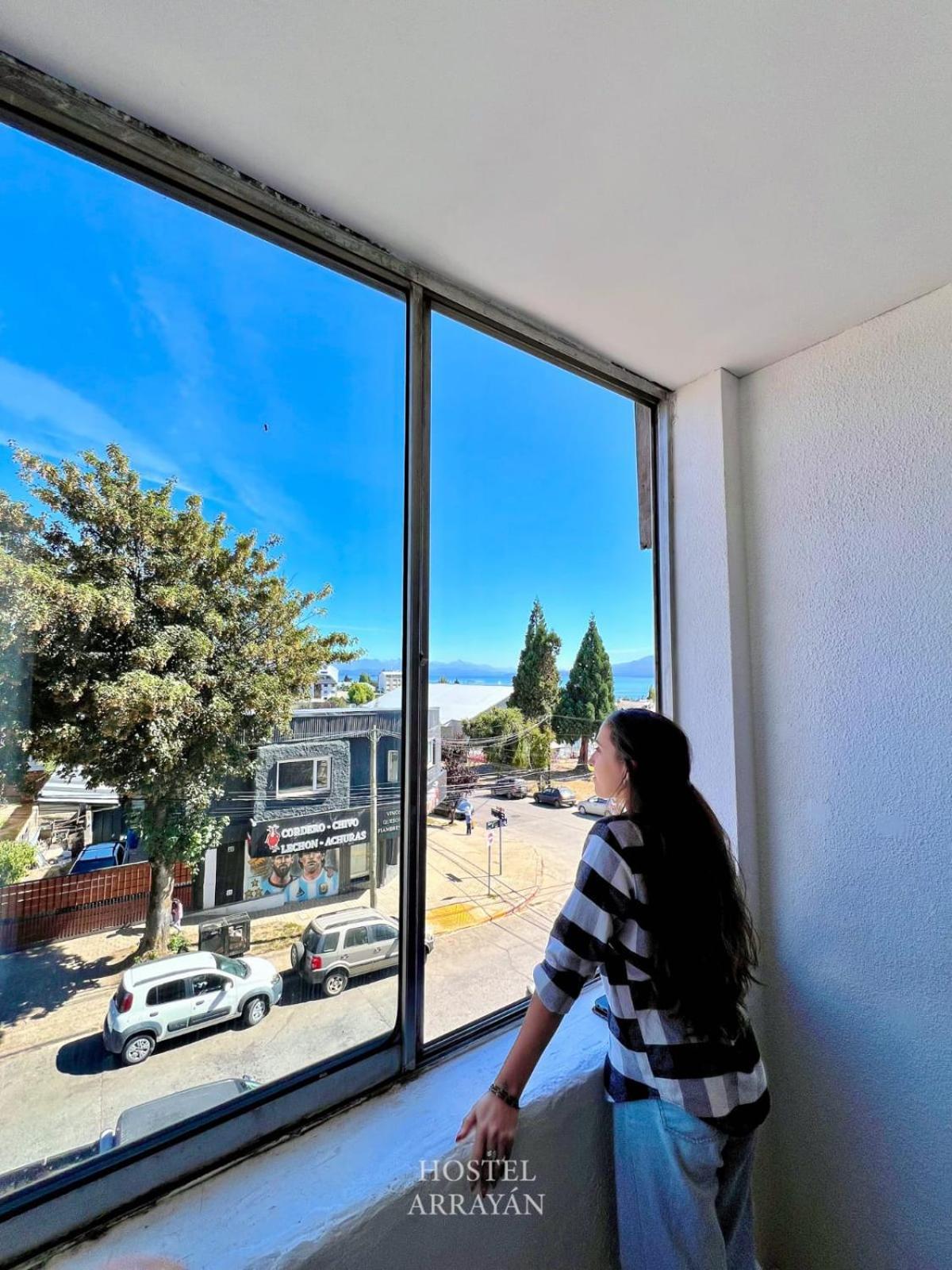 Hostel Arrayan Bariloche ภายนอก รูปภาพ