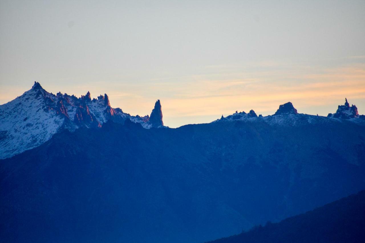 Hostel Arrayan Bariloche ภายนอก รูปภาพ