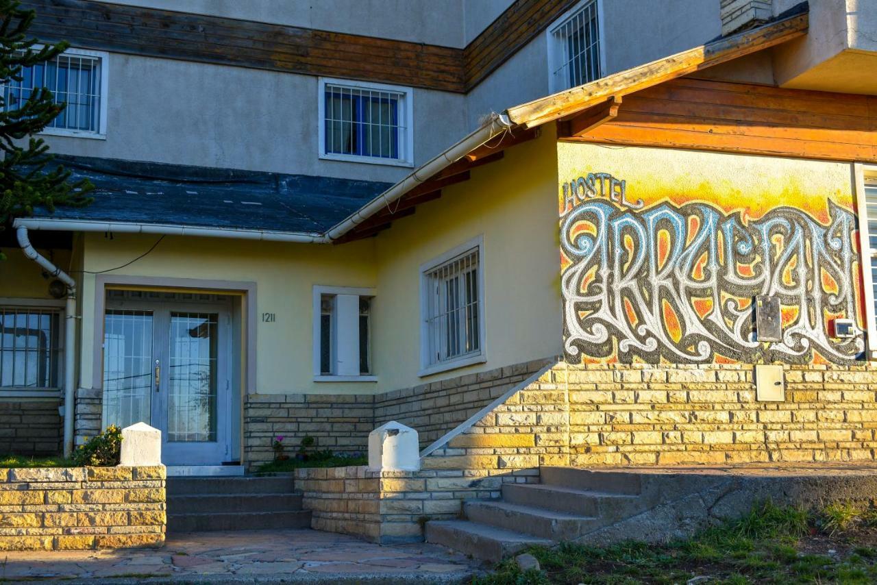 Hostel Arrayan Bariloche ภายนอก รูปภาพ