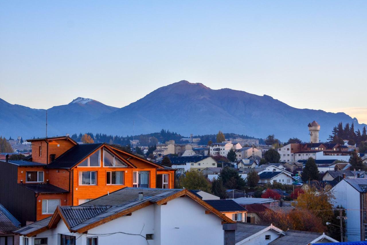 Hostel Arrayan Bariloche ภายนอก รูปภาพ
