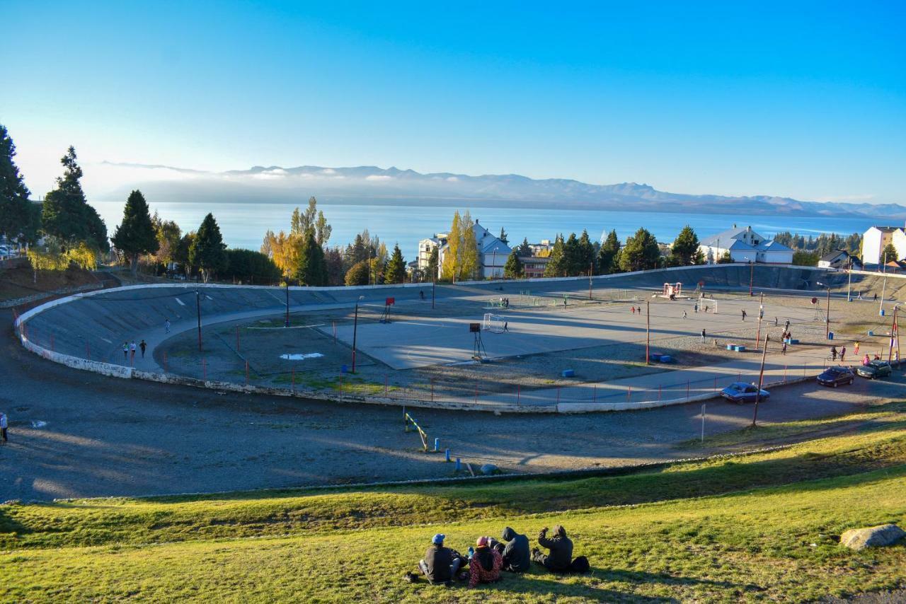 Hostel Arrayan Bariloche ภายนอก รูปภาพ